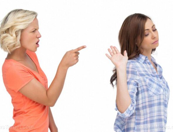 Woman-Annoyed-Disagreement-Angry-Female-20s-30s