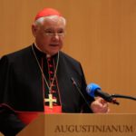 Cardenal Gerhard Müller: Bill Gates y George Soros defienden el Nuevo Orden Mundial ‘diabólico’