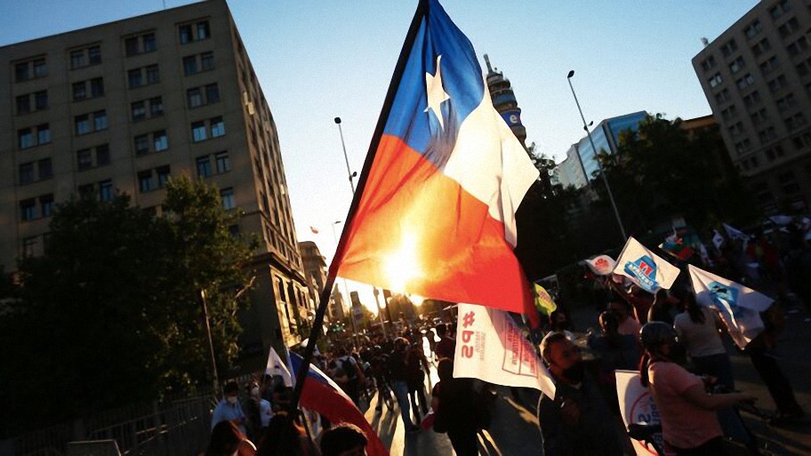 Chile rechaza propuesta de nueva Constitución con histórica participación de más de 12 millones de personas