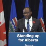 El ministro del gobierno de Alberta admite que las restricciones de COVID se trataban de ‘control político y poder’