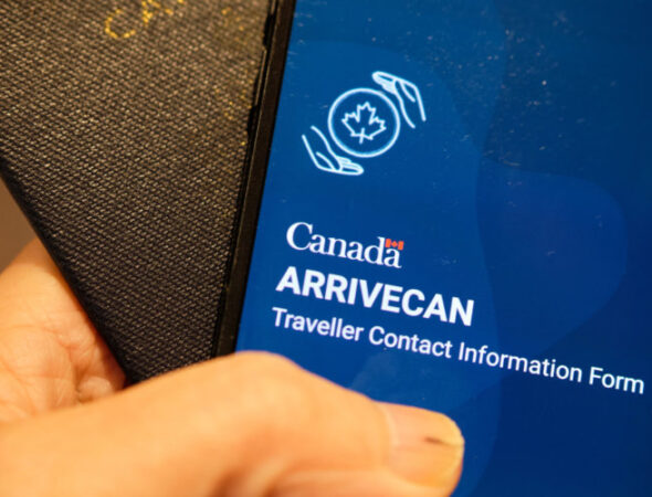 Ottawa,,Canada.,July,5,,2021.,The,Arrivecan,Phone,Application,Required