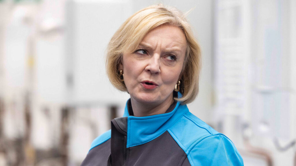 La mayoría de los británicos considera que Liz Truss debe renunciar, según una encuesta