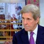 El ‘zar’ del clima John Kerry elogia a China y dice que tienen más autos eléctricos