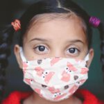 Científicos en CNN culpan a las medidas pandémicas del aumento en las infecciones respiratorias en niños