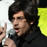 El legado de Aaron Swartz, el joven genio que se opuso al poder que controla y monetiza la información