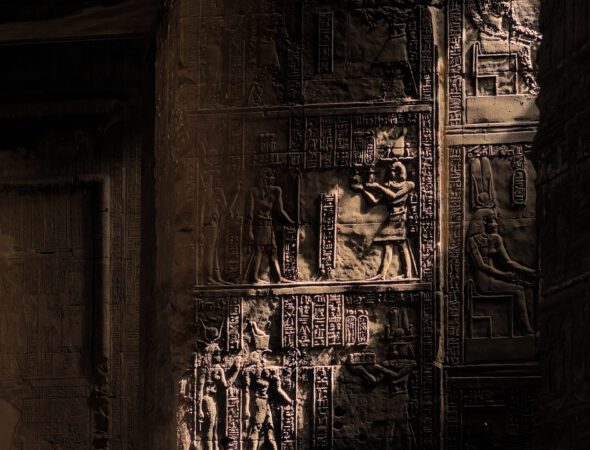 hieroglyphs-7259923_960_720