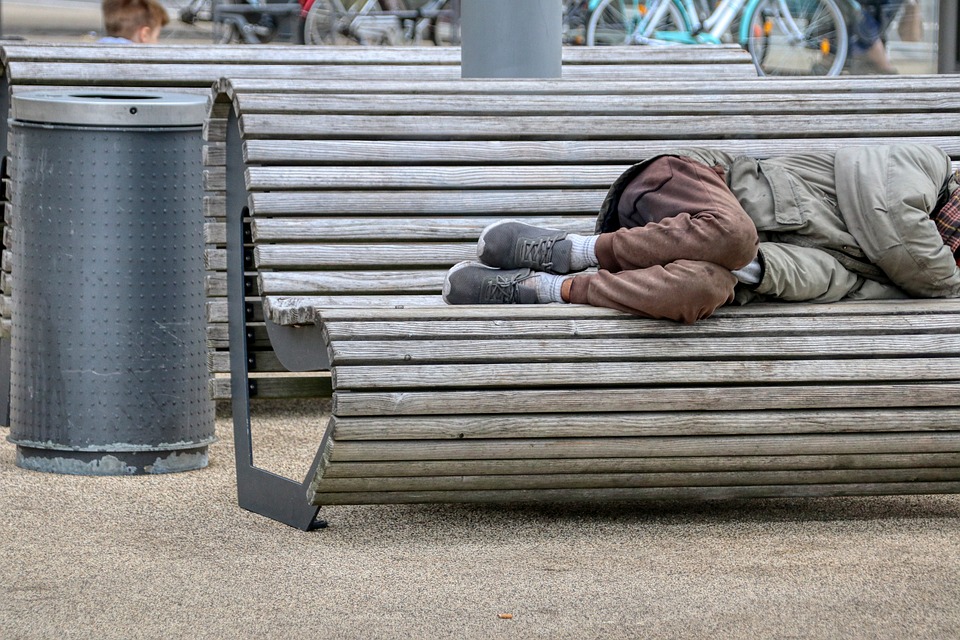 Al borde de la peor crisis de personas sin hogar en toda la historia de los Estados Unidos