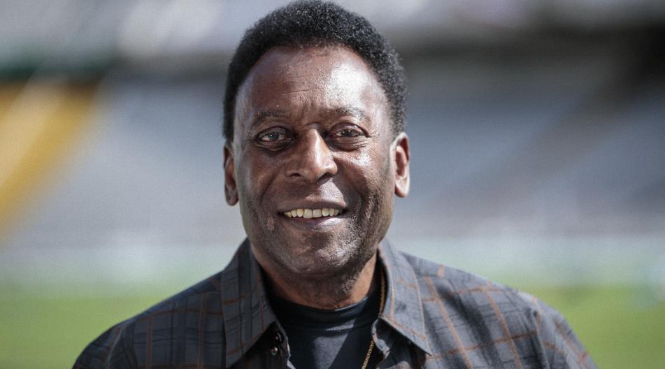 Pelé es ingresado nuevamente en el hospital y aumenta la preocupación por su salud