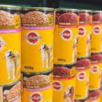 Británicos «comen alimentos para mascotas» y calientan comida en los radiadores mientras la inflación se dispara
