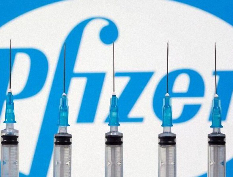 Pfizer debe compensar a los perjudicados por sus vacunas contra el Covid, dice un cardiólogo