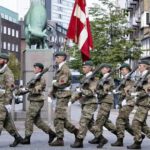 Dinamarca podría introducir el servicio militar obligatorio para las mujeres