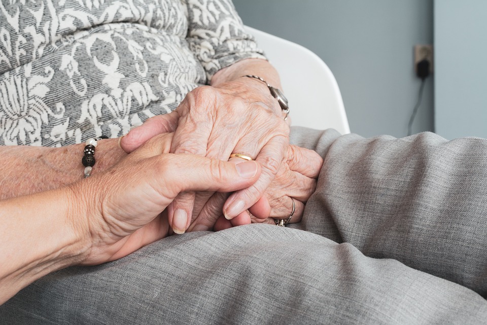 Una pareja española muere con 45 minutos de diferencia tras 52 años de matrimonio