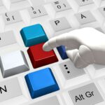 La polémica herramienta de inteligencia artificial ChatGPT aprueba un examen en una prestigiosa academia de MBA