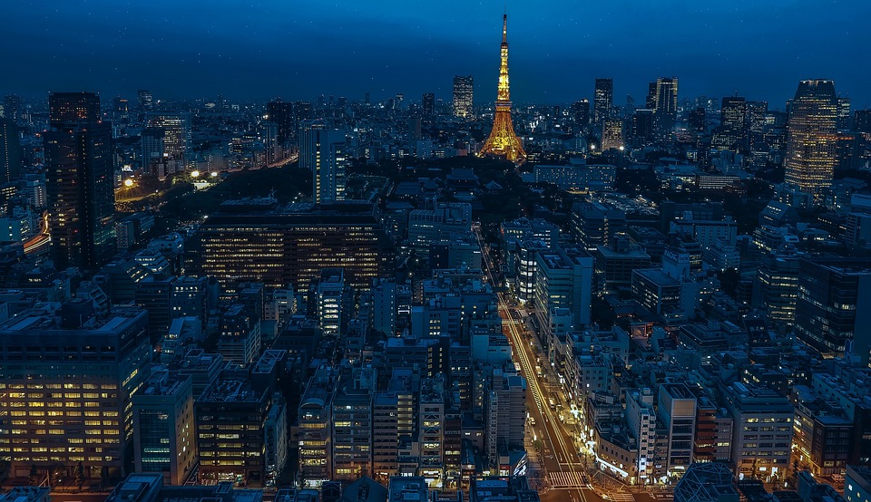 Japón ofrece hasta 7.500 dólares por niño a familias que salgan de la ciudad de Tokio