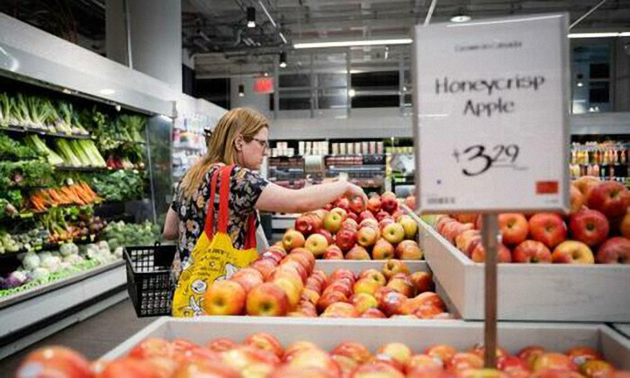 Millones de estadounidenses verán una disminución en el pago de cupones para alimentos después de febrero, dice una agencia federal