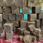 Hallan unos Extraños Cubos de Plomo con Inscripciones en Reino Unido
