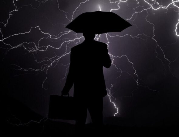 businessman-3042272_1280