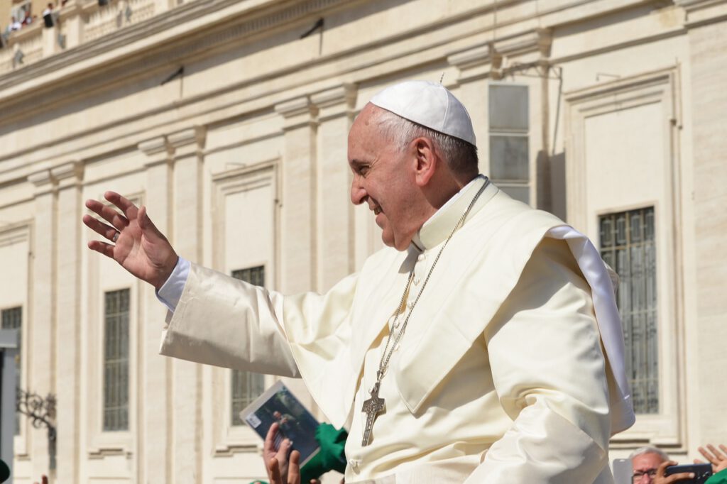 Papa Francisco: «La ideología de género es de las colonizaciones ideológicas más peligrosas»