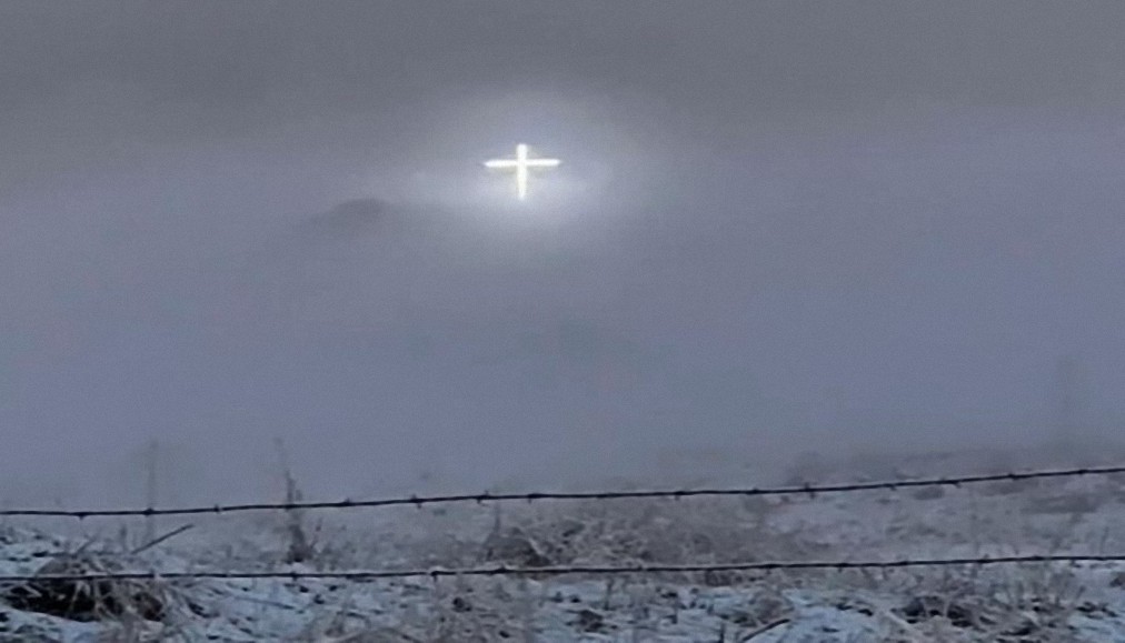 Una señal en el cielo en EE.UU. causa asombro en redes sociales