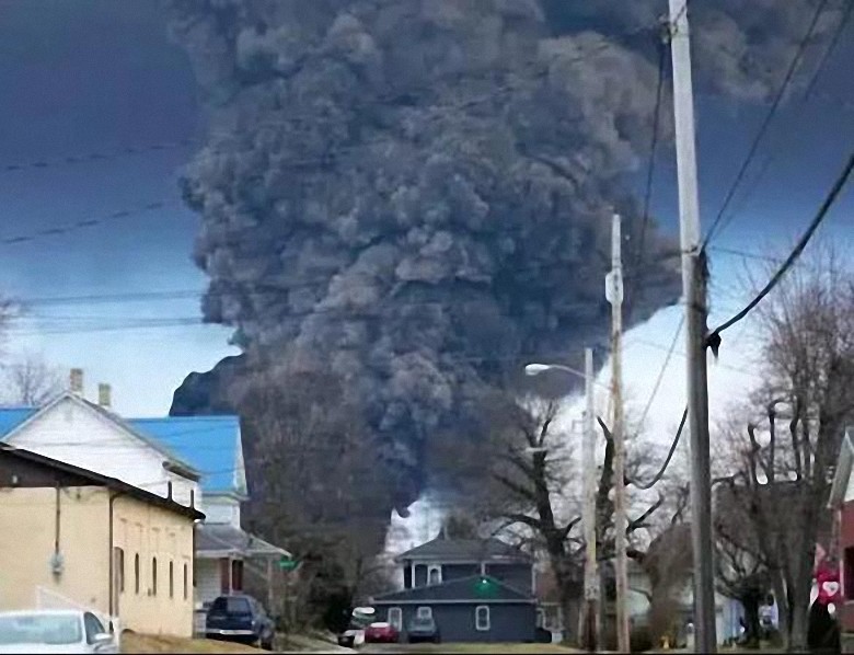 Baltimore se niega a tratar el agua contaminada del derrame tóxico de Ohio