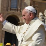 «Un sistema de máquinas absorbe la vida»: el papa Francisco advierte contra la dominación tecnológica