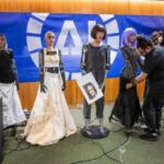 ‘Podríamos dirigir el mundo mejor que los humanos’, dicen robots con IA en la cumbre de la ONU
