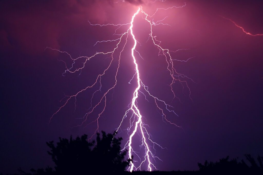 Así es como se sobrevive a un rayo y fuertes tormentas