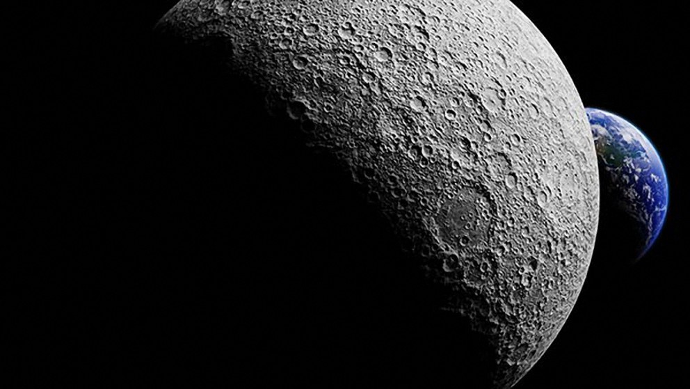 Extraña fuente de agua en la luna conectada al escudo magnético de la Tierra