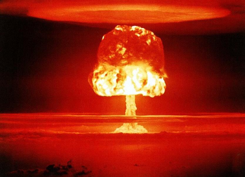 ¿Qué se sabe sobre la nueva bomba nuclear de EE.UU., 24 veces más potente que la que lanzó sobre Hiroshima?