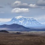 Grandes fisuras por actividad sísmica en Islandia en medio de temores a una erupción volcánica