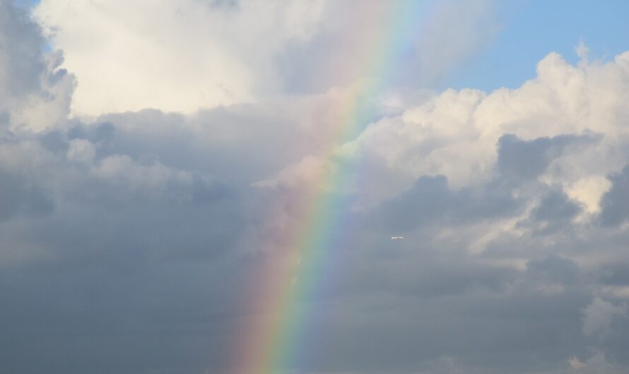 Nubes ‘arcoíris’ extremadamente raras colorean el cielo