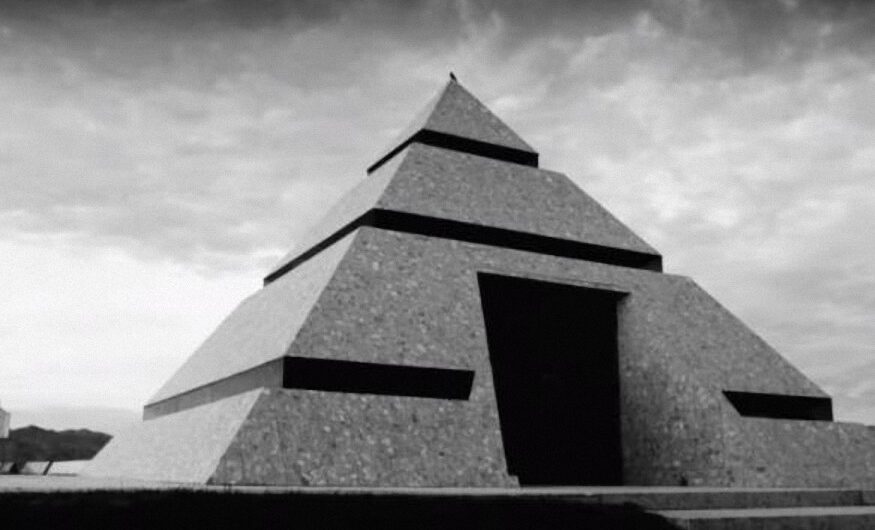 Sitios Siniestros : Felicity (El Centro del Mundo)