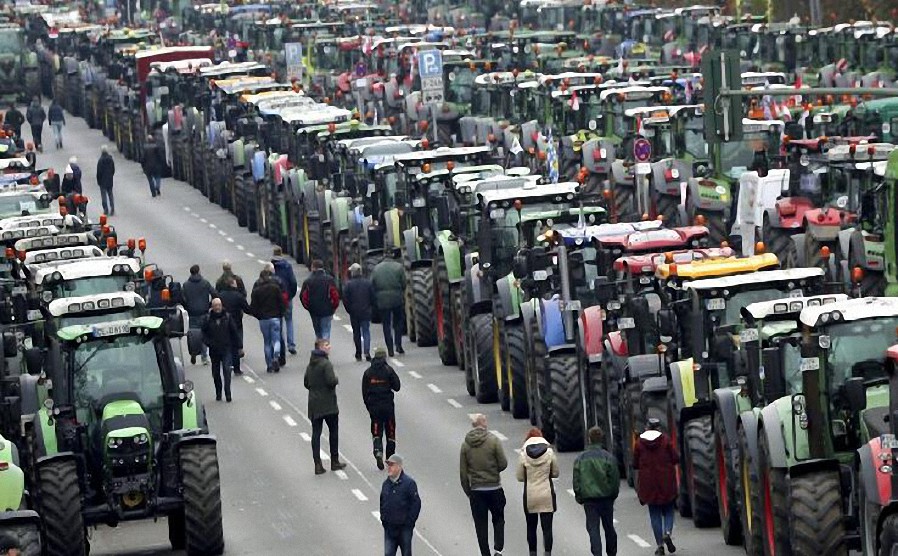 Masiva protesta de agricultores en Alemania