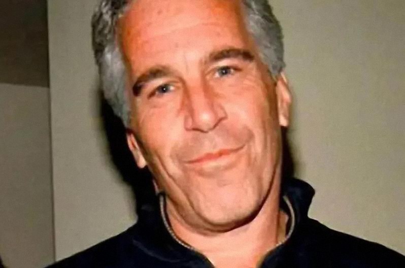 Hermano de Jeffrey Epstein: “Si hubiera dicho lo que sabía sobre Clinton y Trump en 2016, cancelaban la elección presidencial”