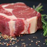 Israel se convierte en el primer país del mundo en autorizar la venta de carne de vacuno cultivada