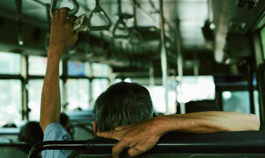 Disgusto entre los argentinos por el aumento de las tarifas de transporte hasta un 251%