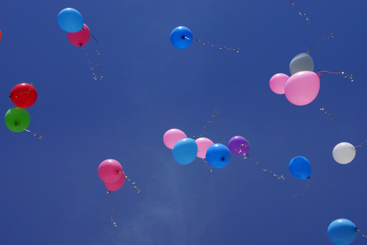 EE.UU. detecta un globo no identificado en su cielo