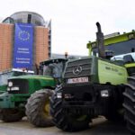 El Parlamento Europeo aprueba la nueva norma ecologista que criminaliza a los agricultores y ganaderos